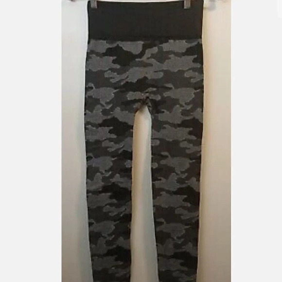 Zac & Rachel Black & gray/grey Camouflage Design  fleece leggings Medium - Picture 1 of 6
